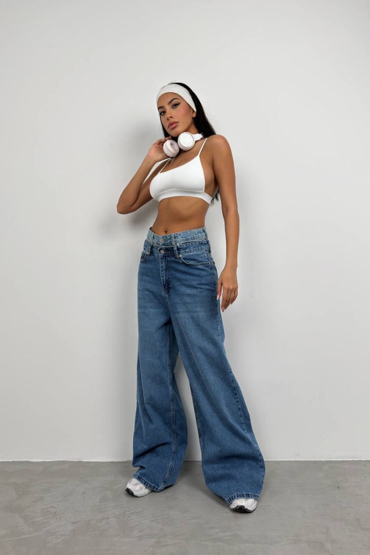 Low-cut Sports Bra - Producer: Black Fashion - Wholesale Women Clothes - TheBS Women