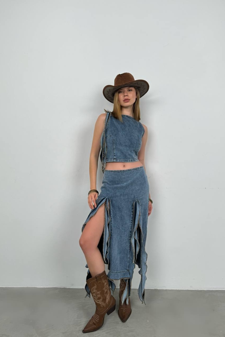Ruffle Detail Denim Blouse - Light - Producer: Black Fashion - Wholesale Women Clothes - TheBS Women