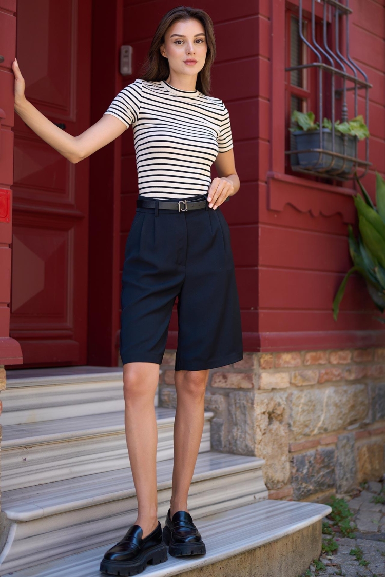 Pleated Shorts - Producer: Juste - Wholesale Women Clothes - TheBS Women