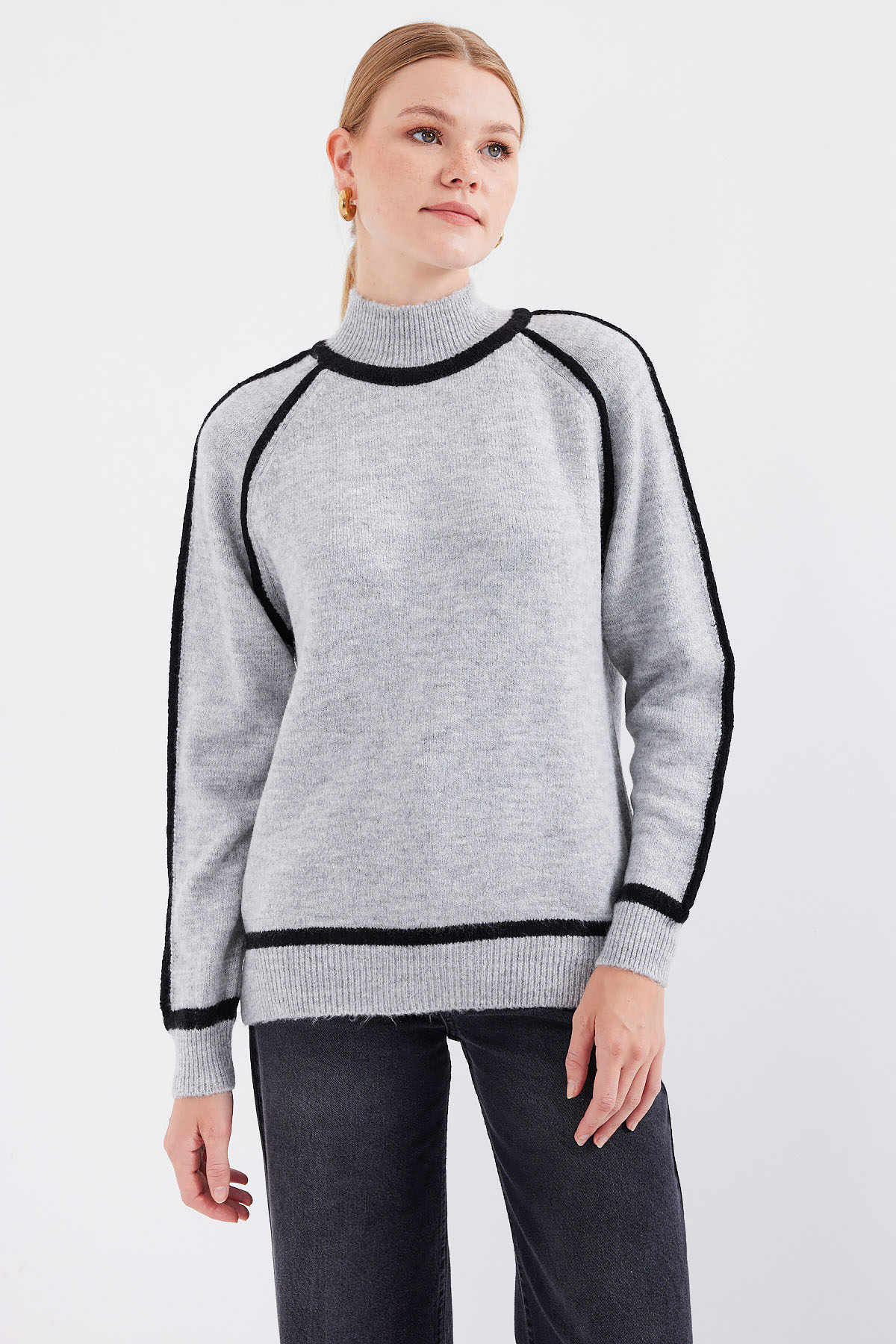 Striped Oversize Knitted Sweater - Gray - Producer: Bigdart - Wholesale Women Clothes - TheBS Women