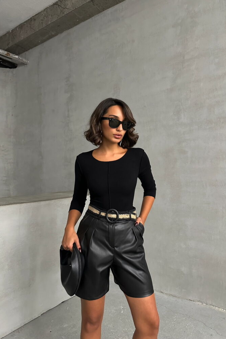 Belted Leather Shorts - Producer: Topshow - Wholesale Women Clothes - TheBS Women