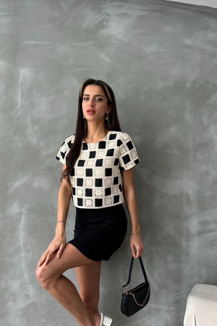 Short Sleeve Checkerboard Pattern Blouse -& White - Producer: Topshow - Wholesale Women Clothes - TheBS Women