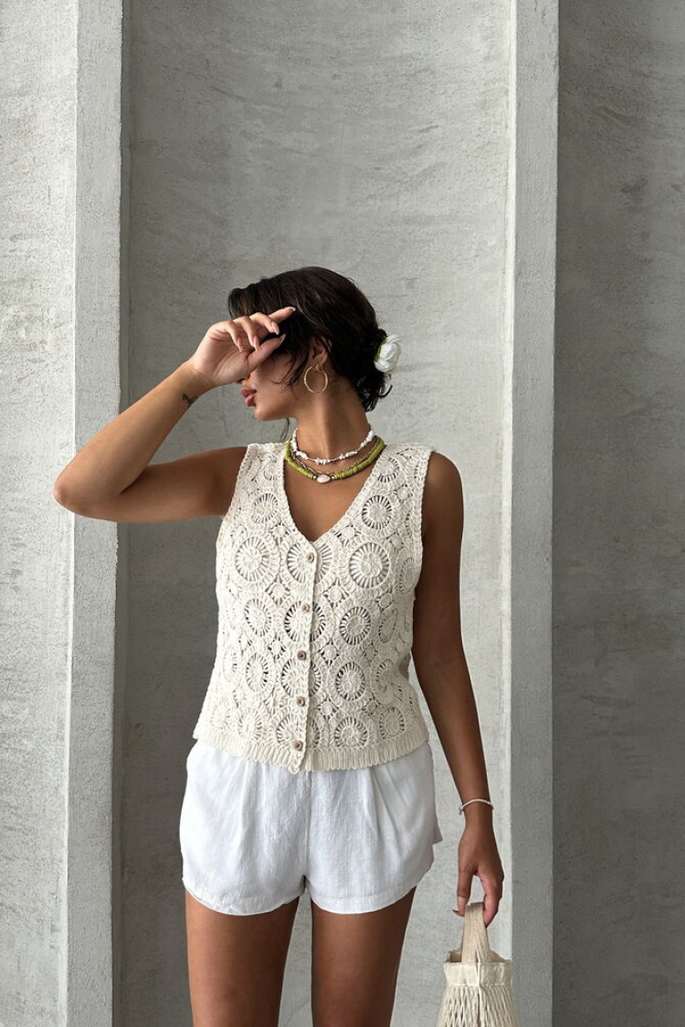 Buttoned Lace Vest - Producer: Topshow - Wholesale Women Clothes - TheBS Women