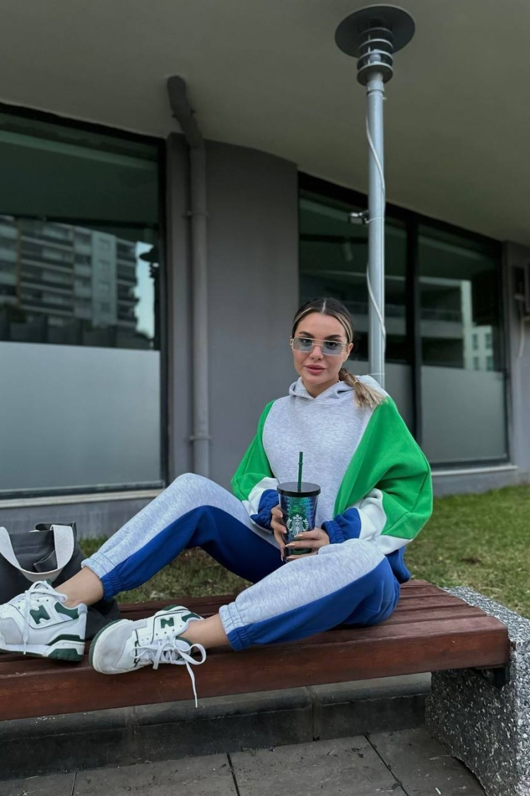 Premium Model 3 Color Tracksuit - Producer: Fiori - Wholesale Women Clothes - TheBS Women