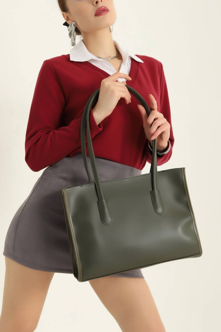 Single Compartment Handbag And Shoulder Bag - Producer: Fiori - Wholesale Women Clothes - TheBS Women