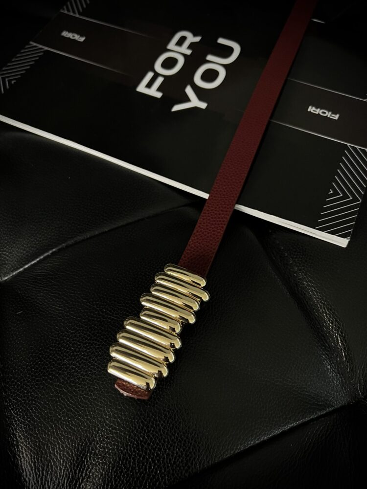 Fiori Design Bar Buckle Thin Women's Belt - Producer: Fiori - Wholesale Women Clothes - TheBS Women