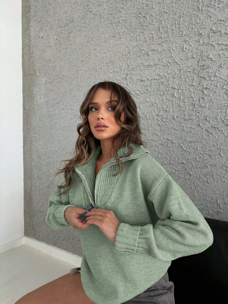 Zippered Collar Sweater - Producer: My Fashion - Wholesale Women Clothes - TheBS Women