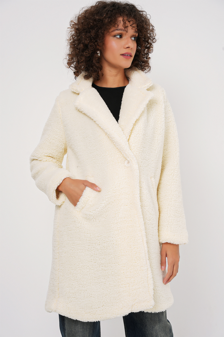 Oversize Plush Coat - Ecru - Producer: Bigdart - Wholesale Women Clothes - TheBS Women