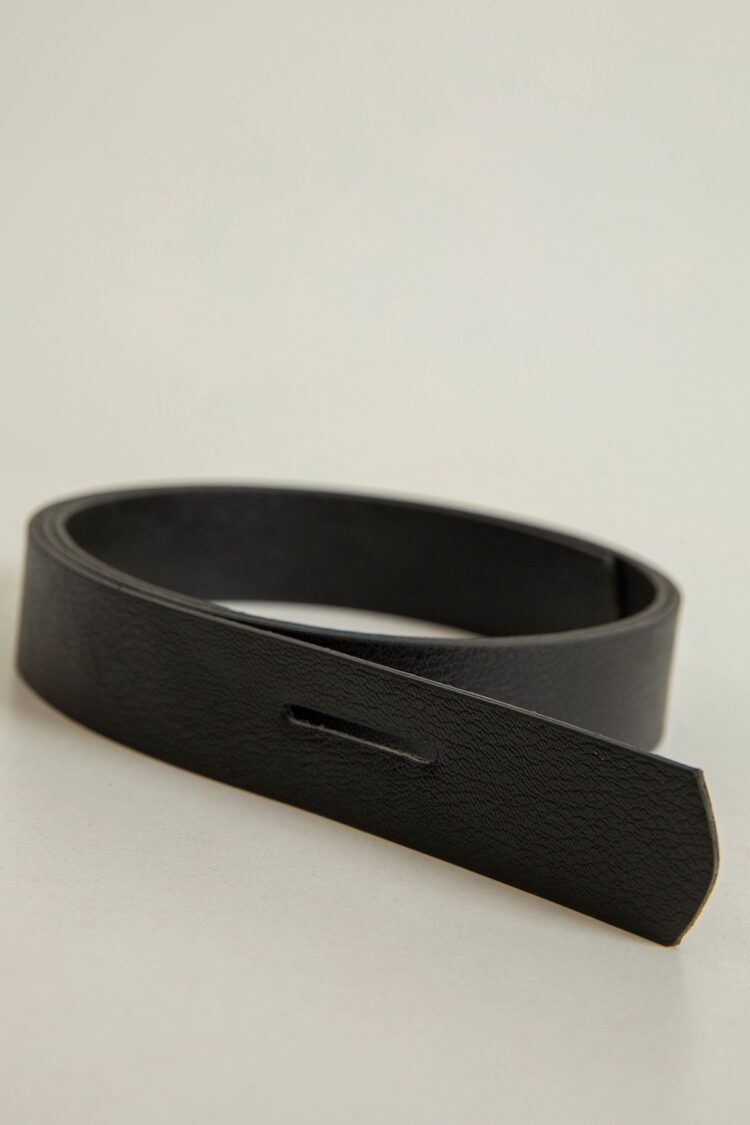 Faux Leather Fabric Cross Women's Belt - Producer: Maxi Modena - Wholesale Women Clothes - TheBS Women