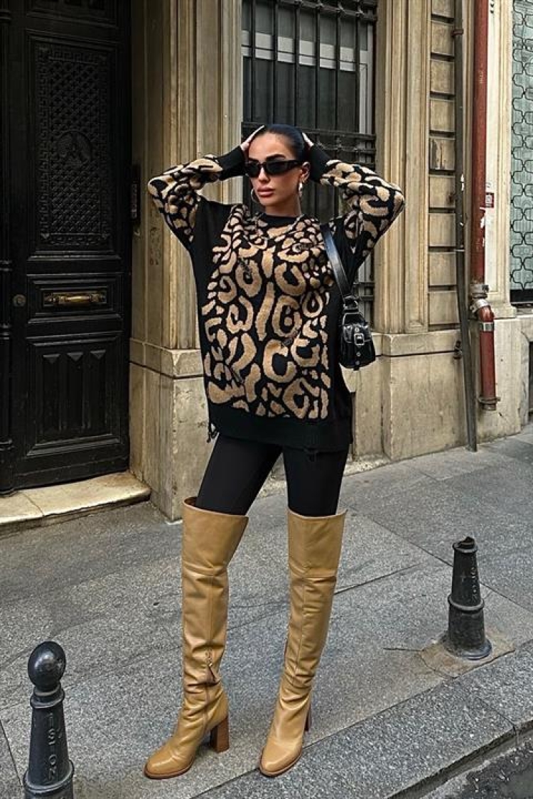 Leopard Patterned Ripped Detailed Sweater - Producer: Sobe Istanbul - Wholesale Women Clothes - TheBS Women