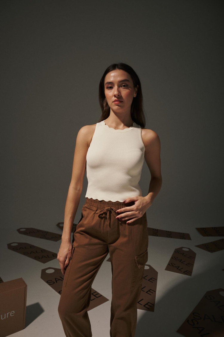 Gabardine Waist Elastic Women's Trousers - Tan - Producer: Levure - Wholesale Women Clothes - TheBS Women