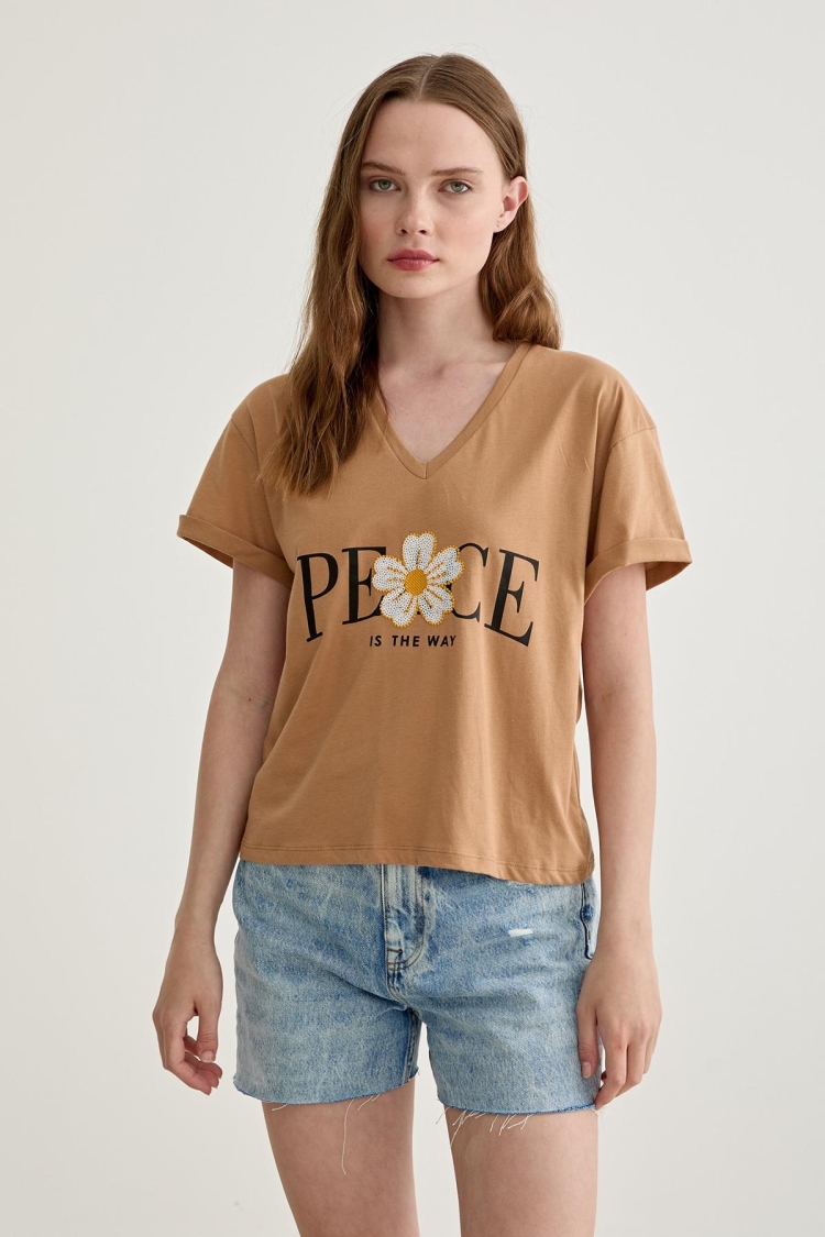 Printed T-Shirt - Producer: Levure - Wholesale Women Clothes - TheBS Women