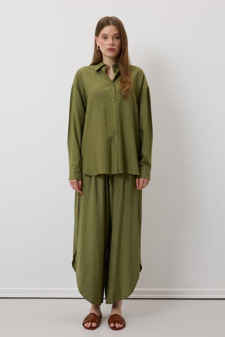Buttoned Oversize Shirt - Producer: Levure - Wholesale Women Clothes - TheBS Women