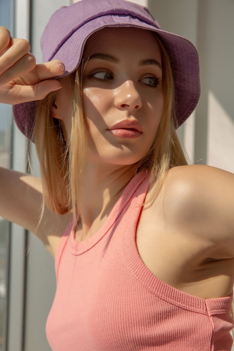 Ribbed Halter Neck Knitted Undershirt - Brand: la & vetta - Women & Kids, Baby Clothes Wholesale - TheBS Women