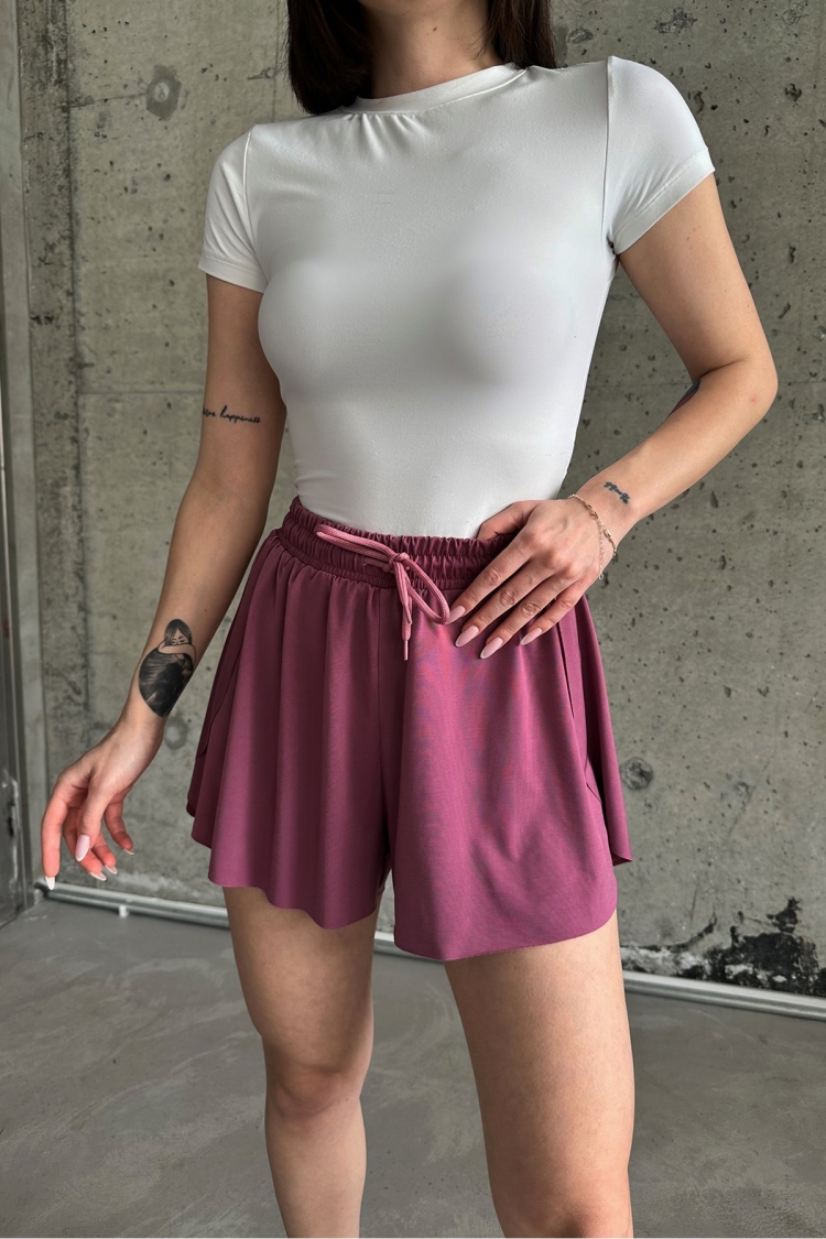 Loose-Fit Tights Sports Shorts - Brand: la & vetta - Women & Kids, Baby Clothes Wholesale - TheBS Women