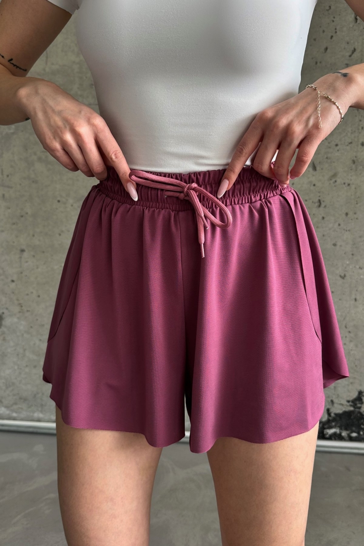 Loose-Fit Tights Sports Shorts - Brand: la & vetta - Women & Kids, Baby Clothes Wholesale - TheBS Women