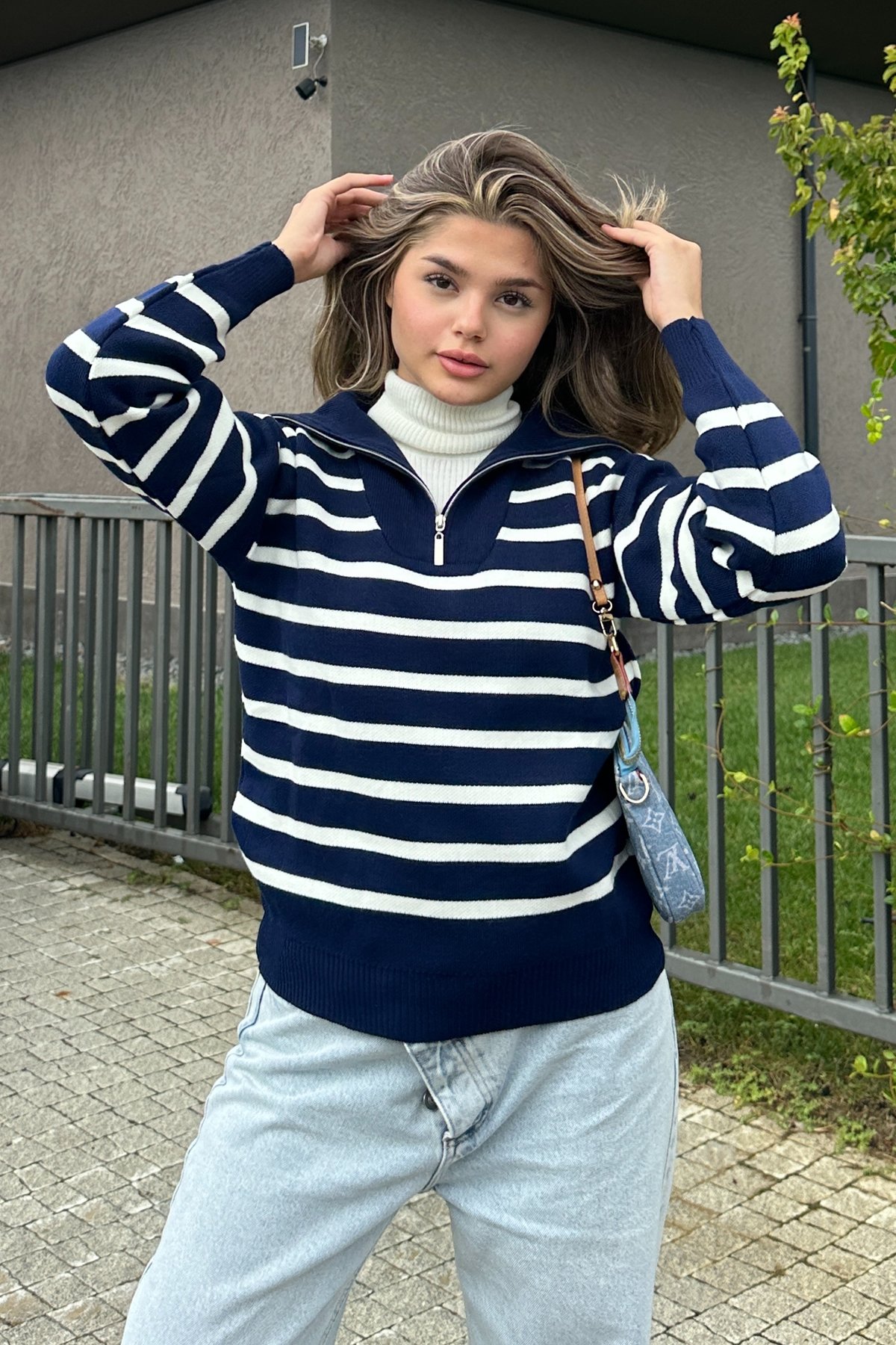 Striped Zippered Knitwear Sweater - Brand: la & vetta - Women & Kids, Baby Clothes Wholesale - TheBS Women