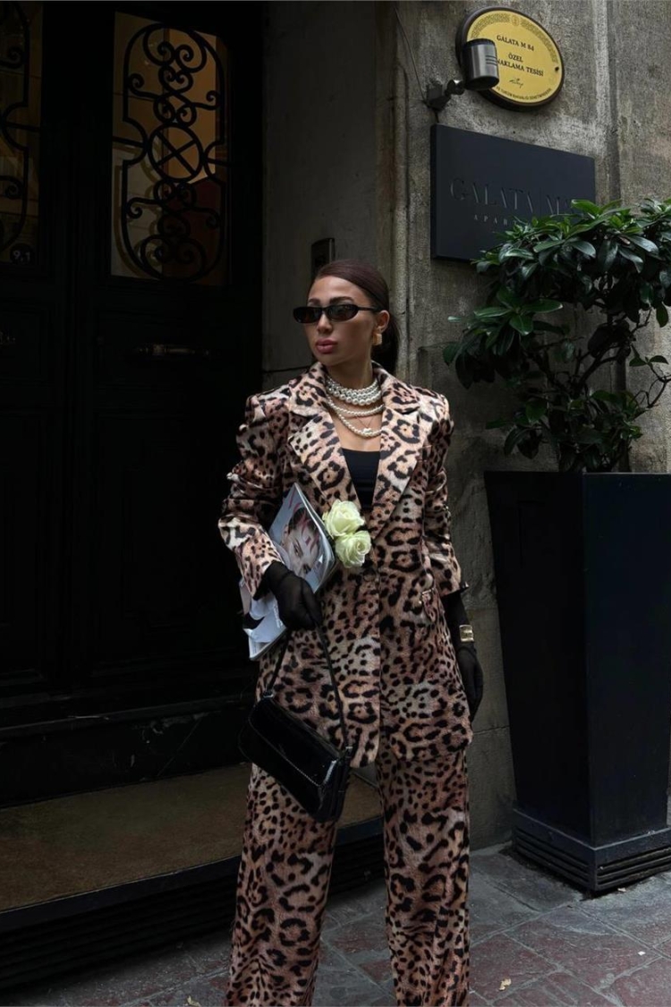 Satin Leopard Suit - Producer: Ello - Wholesale Women Clothes - TheBS Women