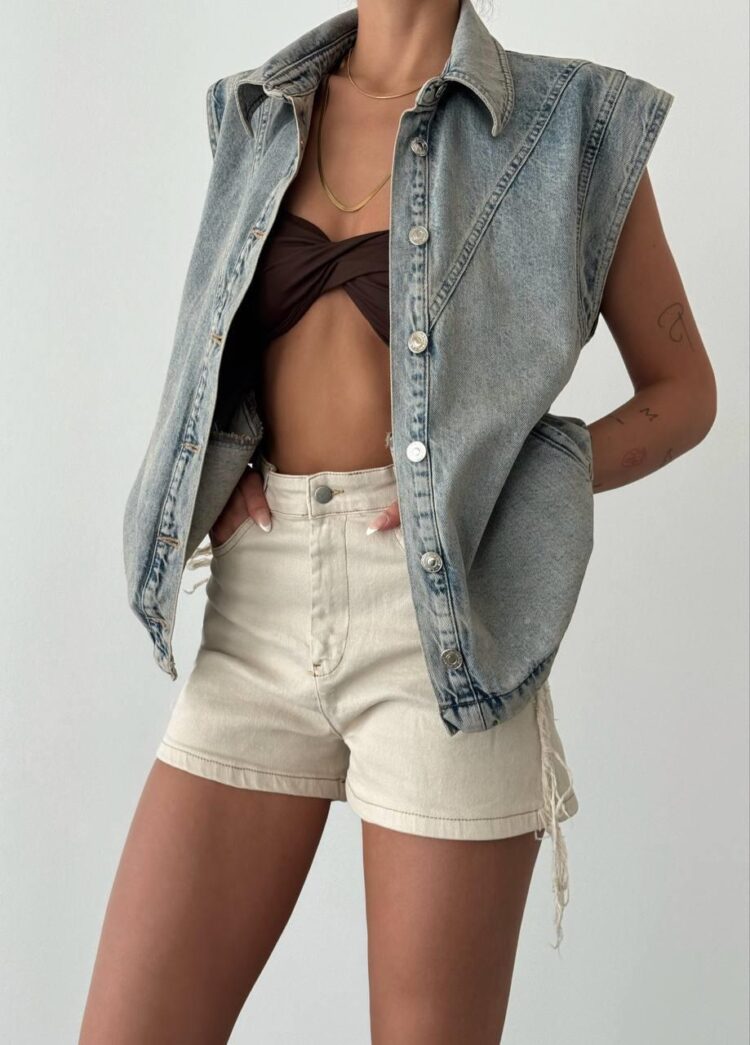 Tint Denim Vest With Zero Sleeve Pocket Detail - Producer: LACARINO - Wholesale Women Clothes - TheBS Women
