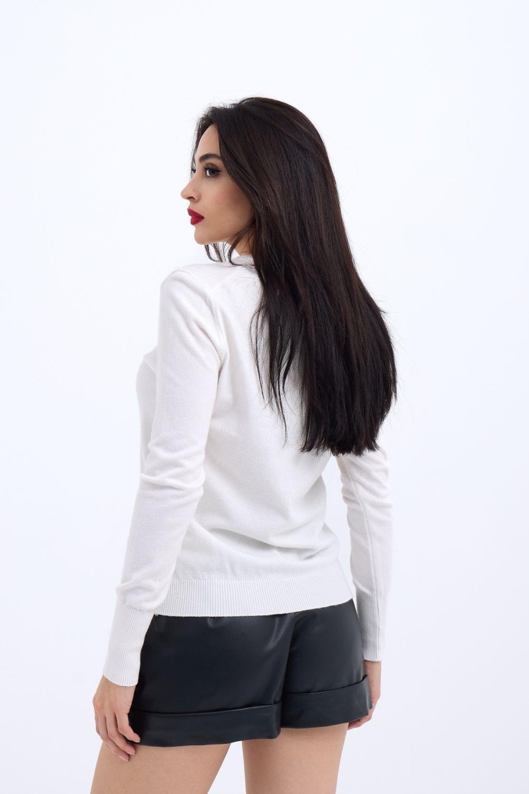 Knitted Casual Sweater - Producer: Fame - Wholesale Women Clothes - TheBS Women