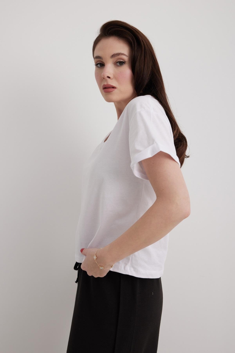 V-Neck Sleeve Folded Women's Tshirt - Producer: Levure - Wholesale Women Clothes - TheBS Women