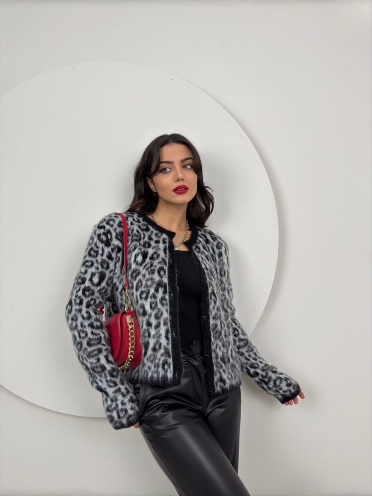 Leopard Print Knitwear Cardigan - Multicolor - Producer: Miss Janell - Wholesale Women Clothes - TheBS Women