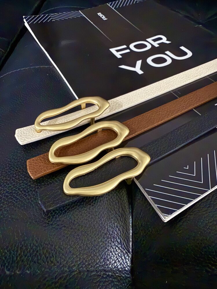 Thin Women Belt With Italian Design Buckle - Producer: Fiori - Wholesale Women Clothes - TheBS Women