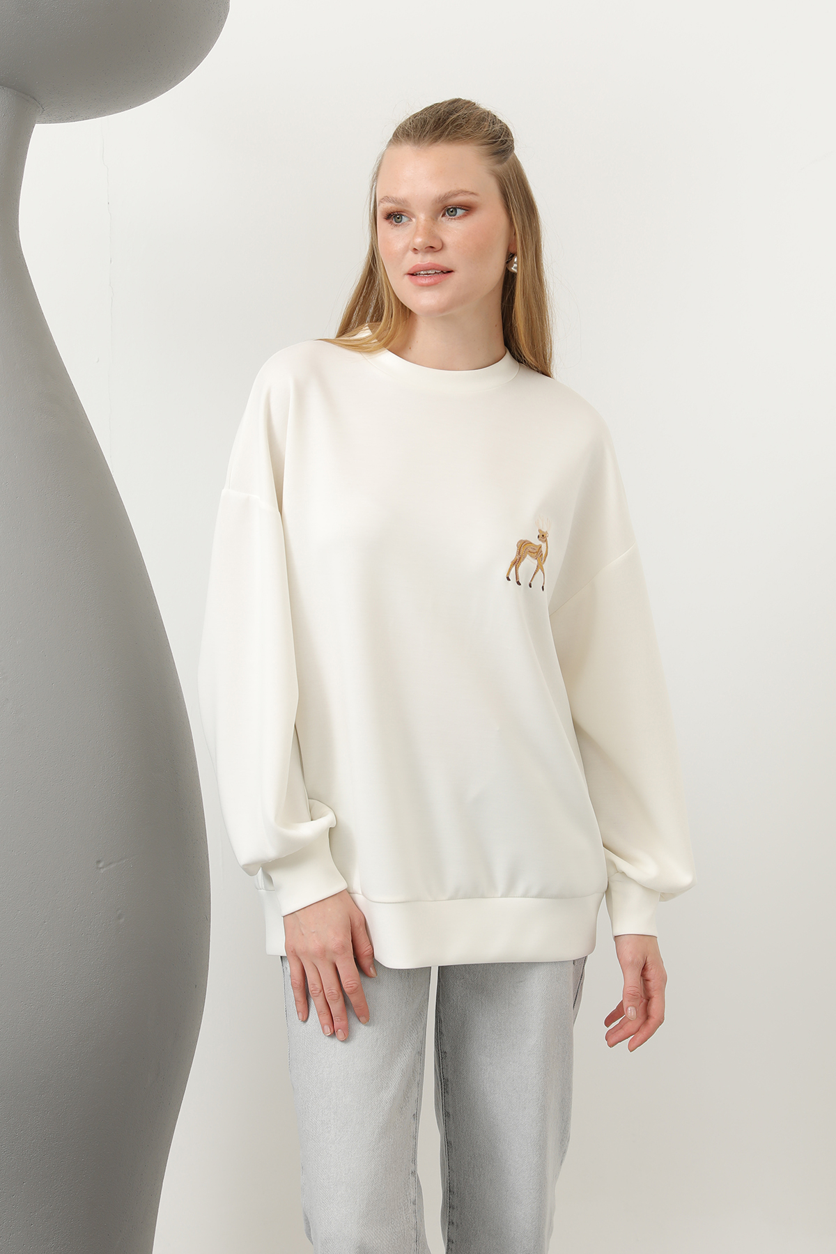 Women's Back Deer Sweat - Producer: SOUL - Wholesale Women Clothes - TheBS Women