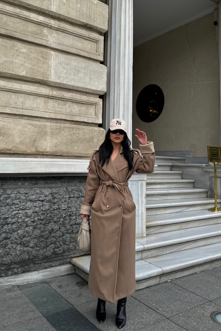 Coat With Collar And Cuff Detail - Producer: Ello - Wholesale Women Clothes - TheBS Women