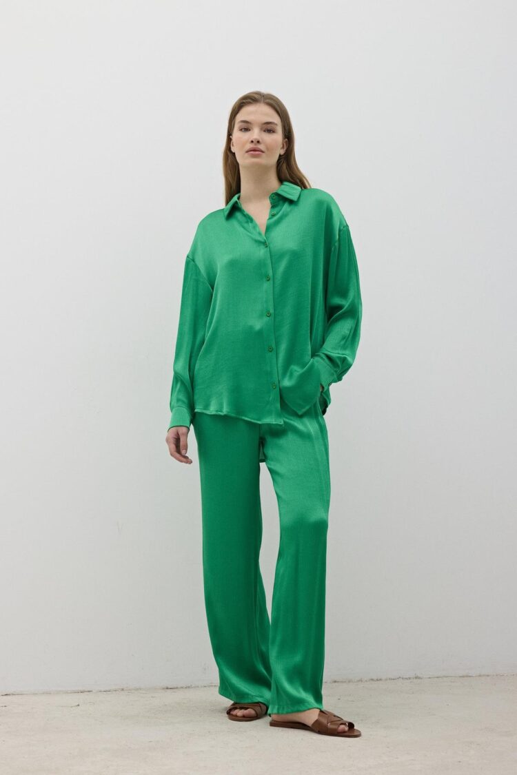 Women's Elastic Waist Satin Pants - Producer: Levure - Wholesale Women Clothes - TheBS Women