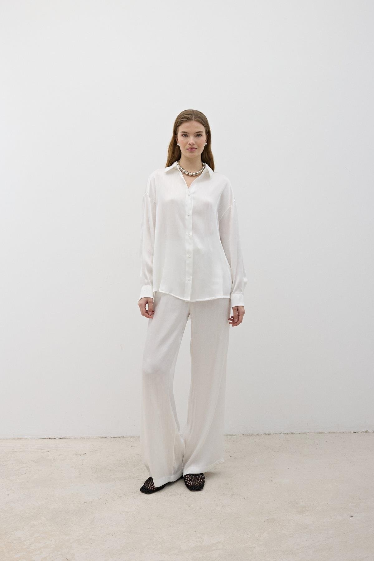 Women's Elastic Waist Satin Pants - Producer: Levure - Wholesale Women Clothes - TheBS Women