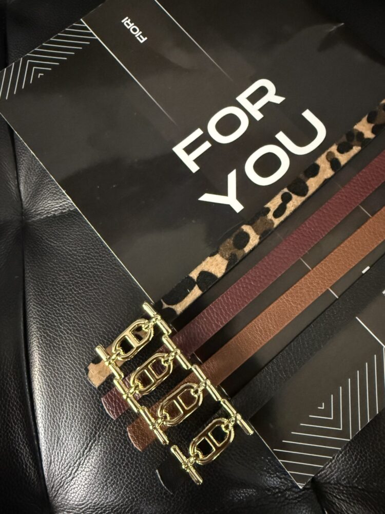 Slim Belt With Gold Buckle - Producer: Fiori - Wholesale Women Clothes - TheBS Women