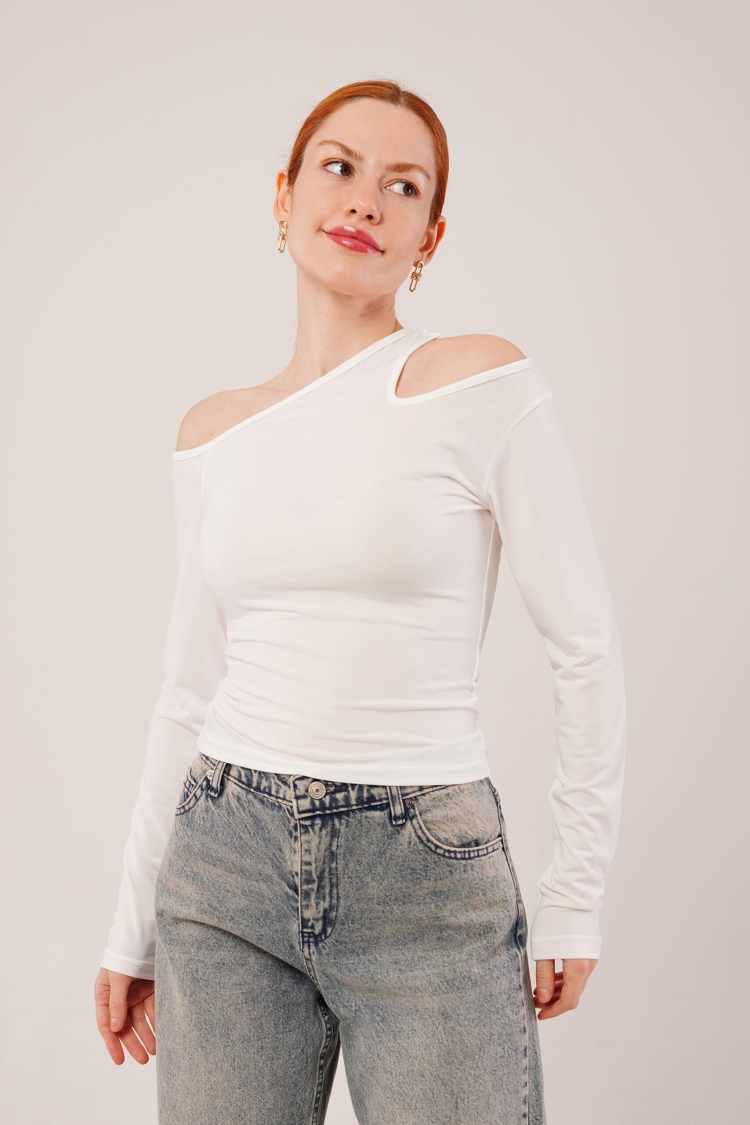 WholesaleBlouse With Shoulder Neckline - Producer: Lustrin - Wholesale Women Clothes - TheBS Women