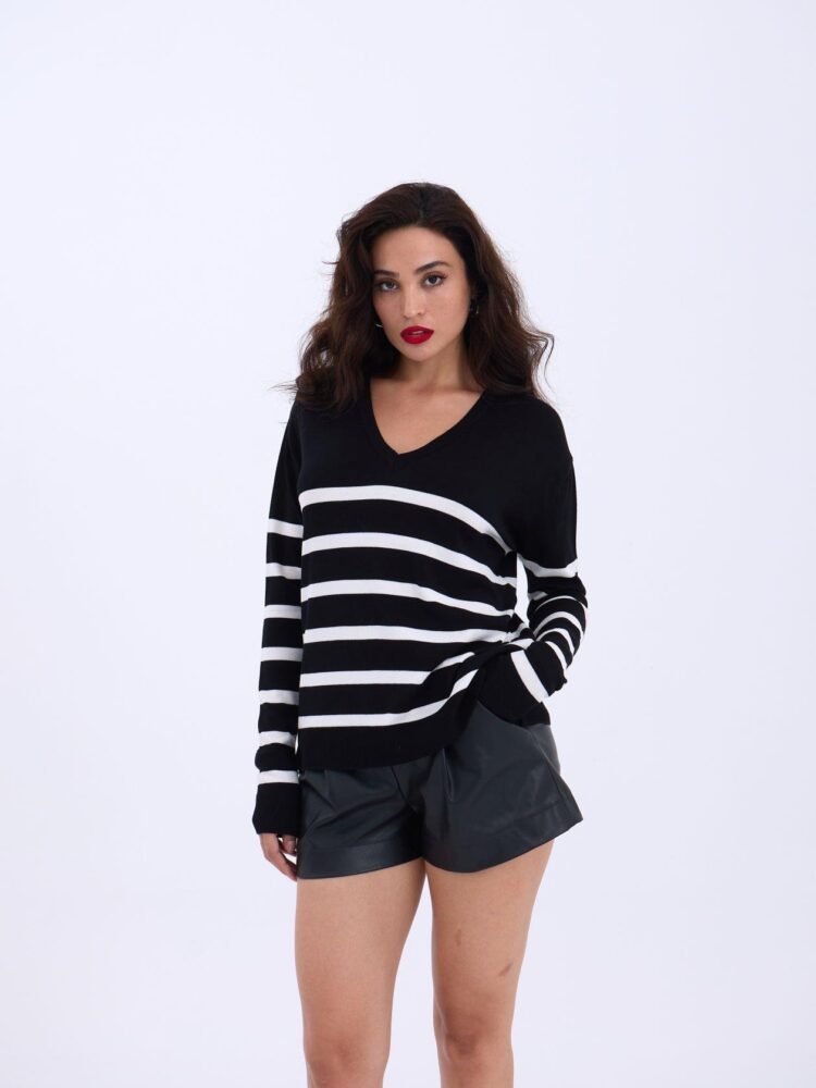 Knitwear V Neck Striped Basic Casual -& Ecru - Producer: Fame - Wholesale Women Clothes - TheBS Women