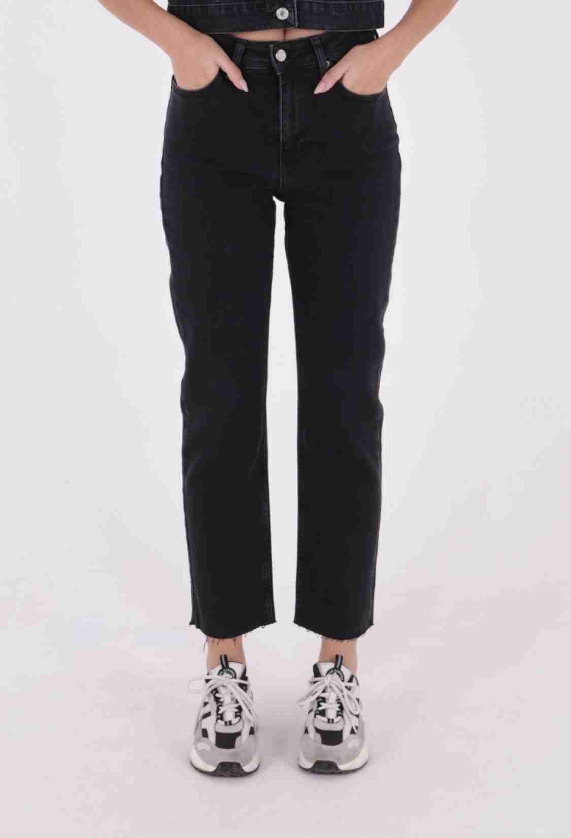 Seamless Leg Mom Fit Jeans - Brand: XLove - Women & Kids, Baby Clothes Wholesale - TheBS Women
