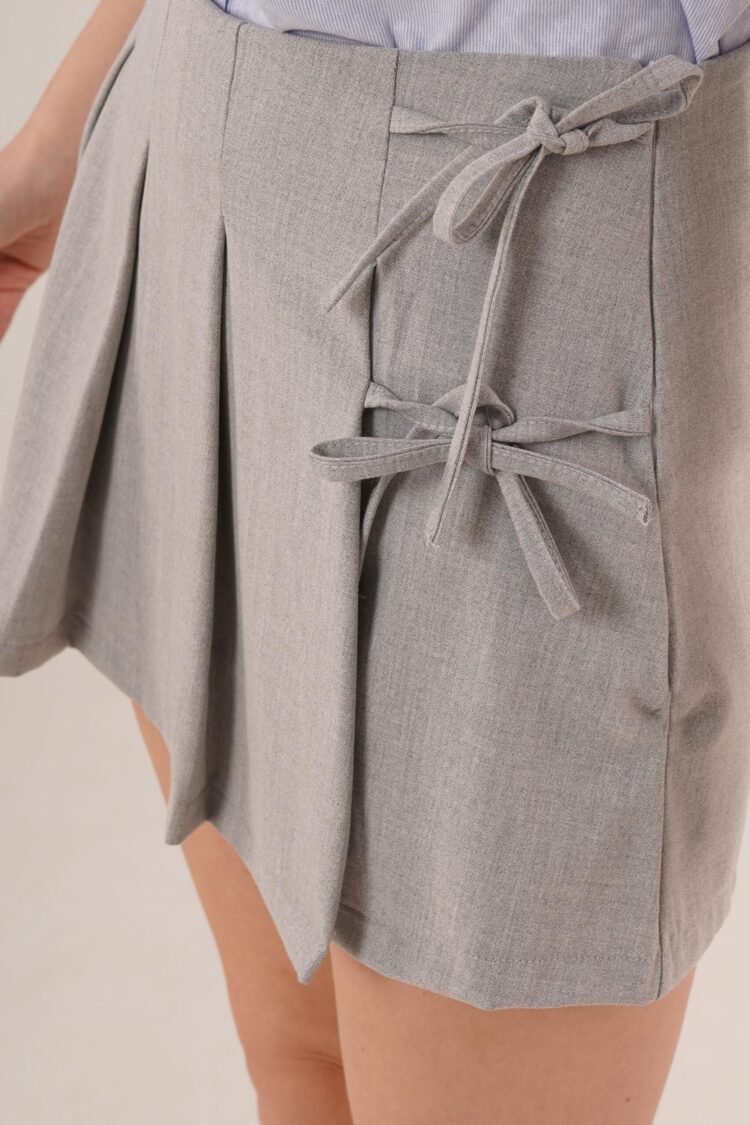 Wholesale Gray Mini Shorts Skirt With Pleated Side Drawstring Detail - Producer: Lustrin - Wholesale Women Clothes - TheBS Women