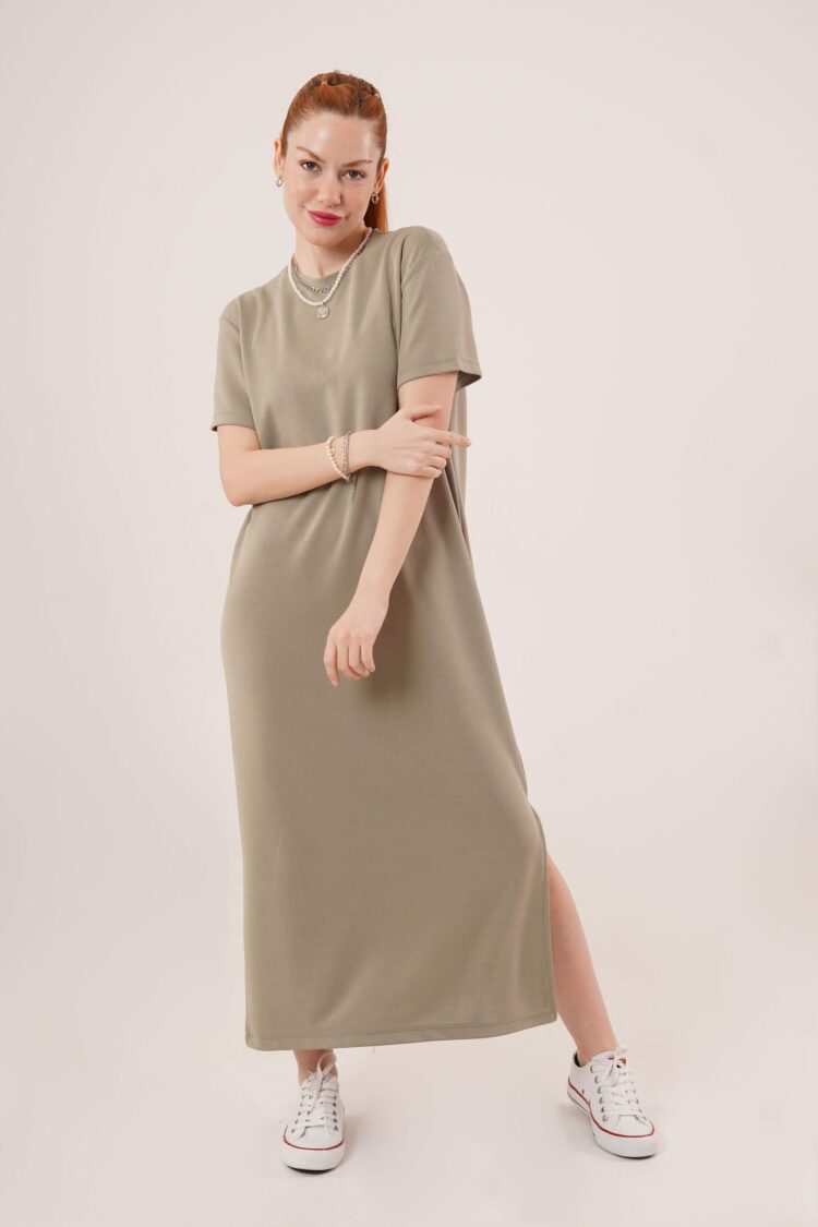 Slit Detailed Short Sleeve Slippery Maxi OilWholesale Dress - Producer: Lustrin - Wholesale Women Clothes - TheBS Women