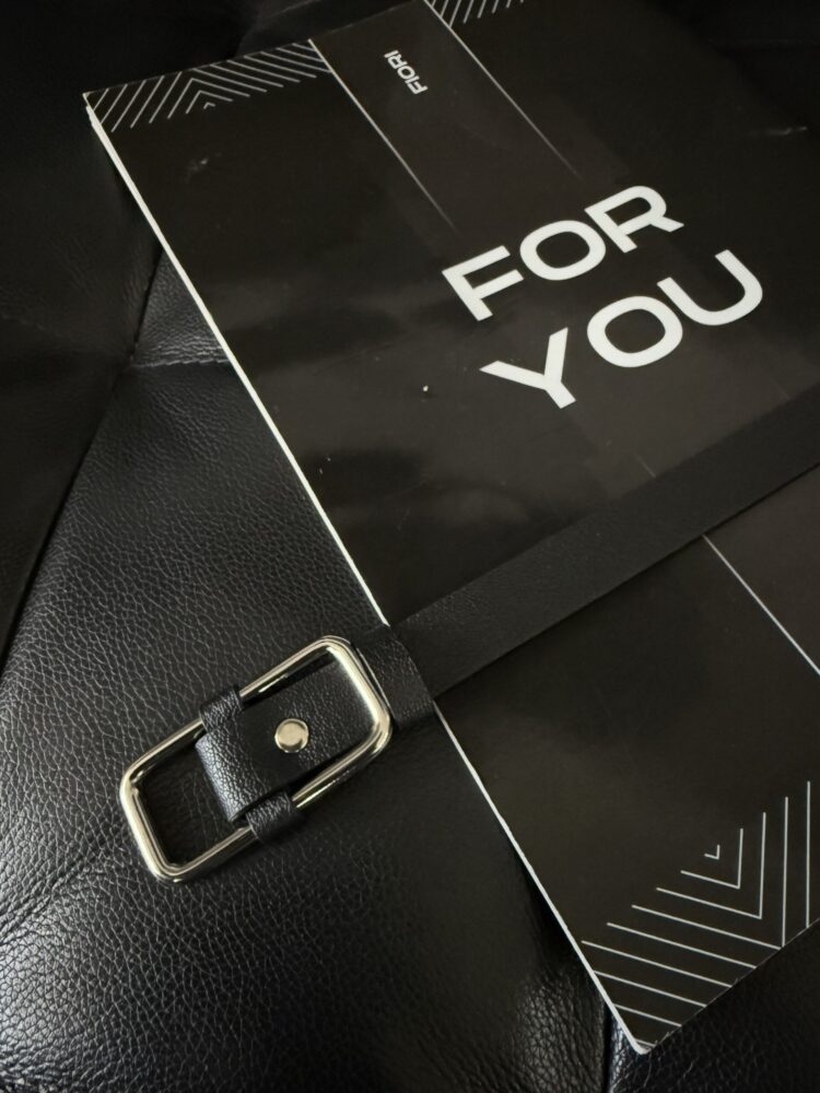 Women's Belt With Rectangle Buckle - Producer: Fiori - Wholesale Women Clothes - TheBS Women