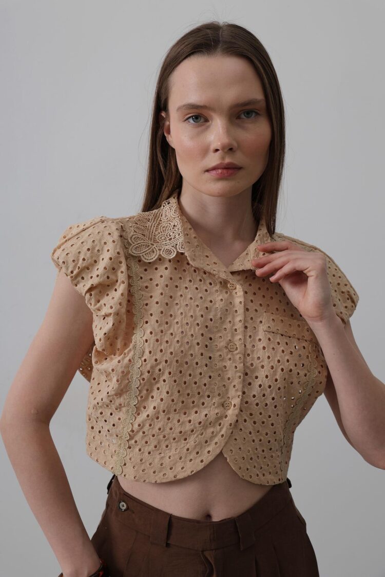 Lace Collar Wadded Blouse - Producer: Reyon - Wholesale Women Clothes - TheBS Women
