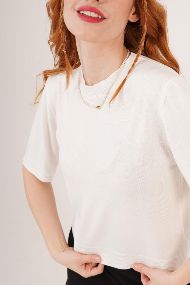 Half Sleeve Round Neck Lycra Wholesale SlimSweater Blouse - Brand: Lustrin - Women & Kids, Baby Clothes Wholesale - TheBS Women
