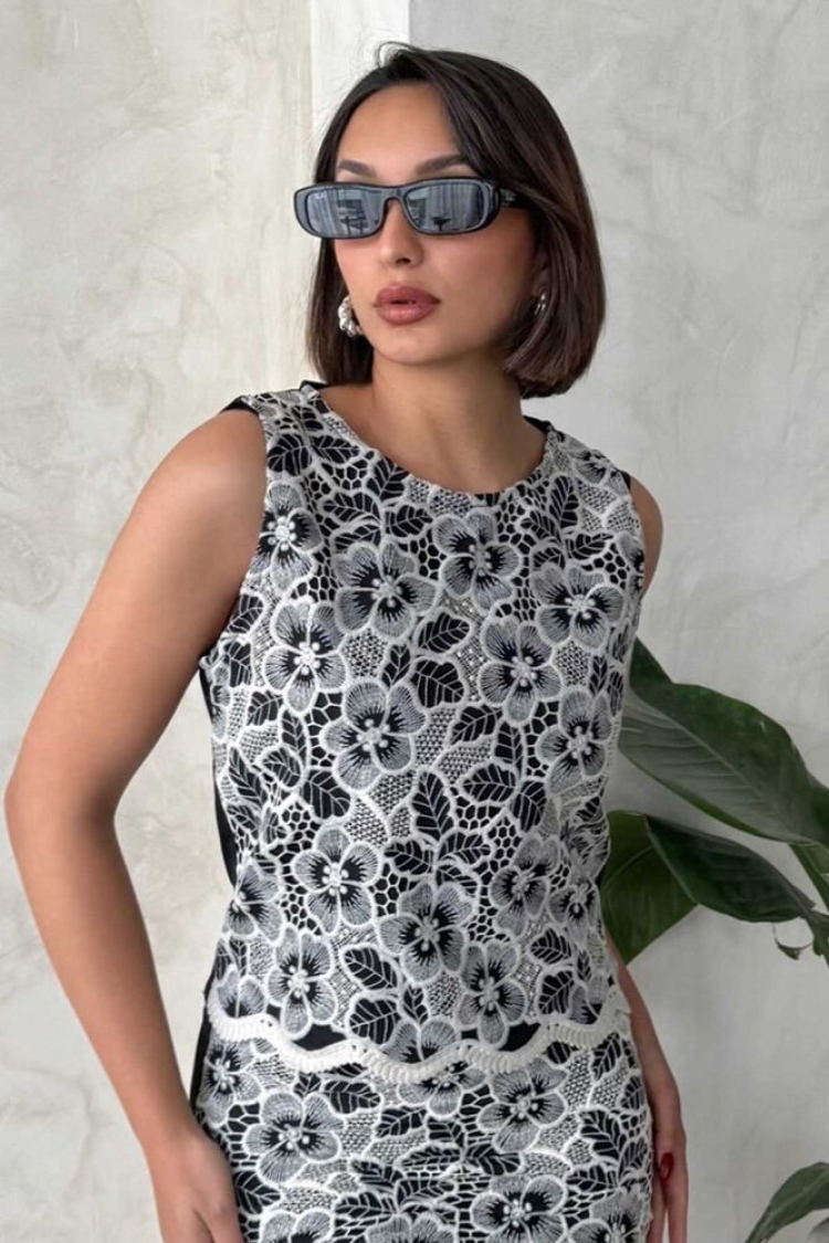 Lace Sleeveless Blouse - Producer: Topshow - Wholesale Women Clothes - TheBS Women