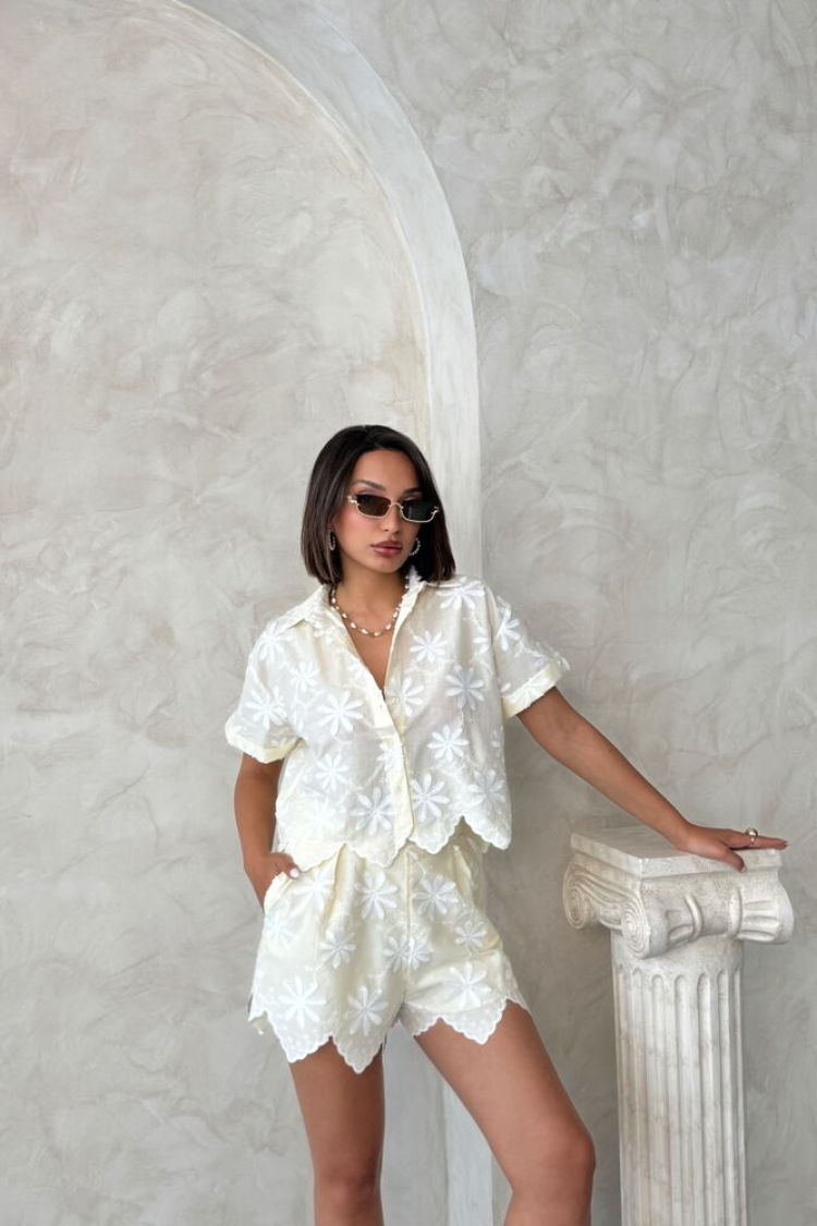 Ecru Casual Boho Floral Shirt - Producer: Topshow - Wholesale Women Clothes - TheBS Women