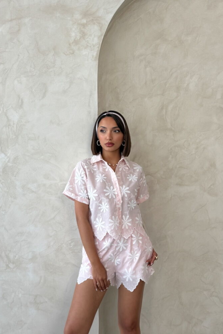 Casual Floral Buttoned Shirt With Notched Neck - Producer: Topshow - Wholesale Women Clothes - TheBS Women