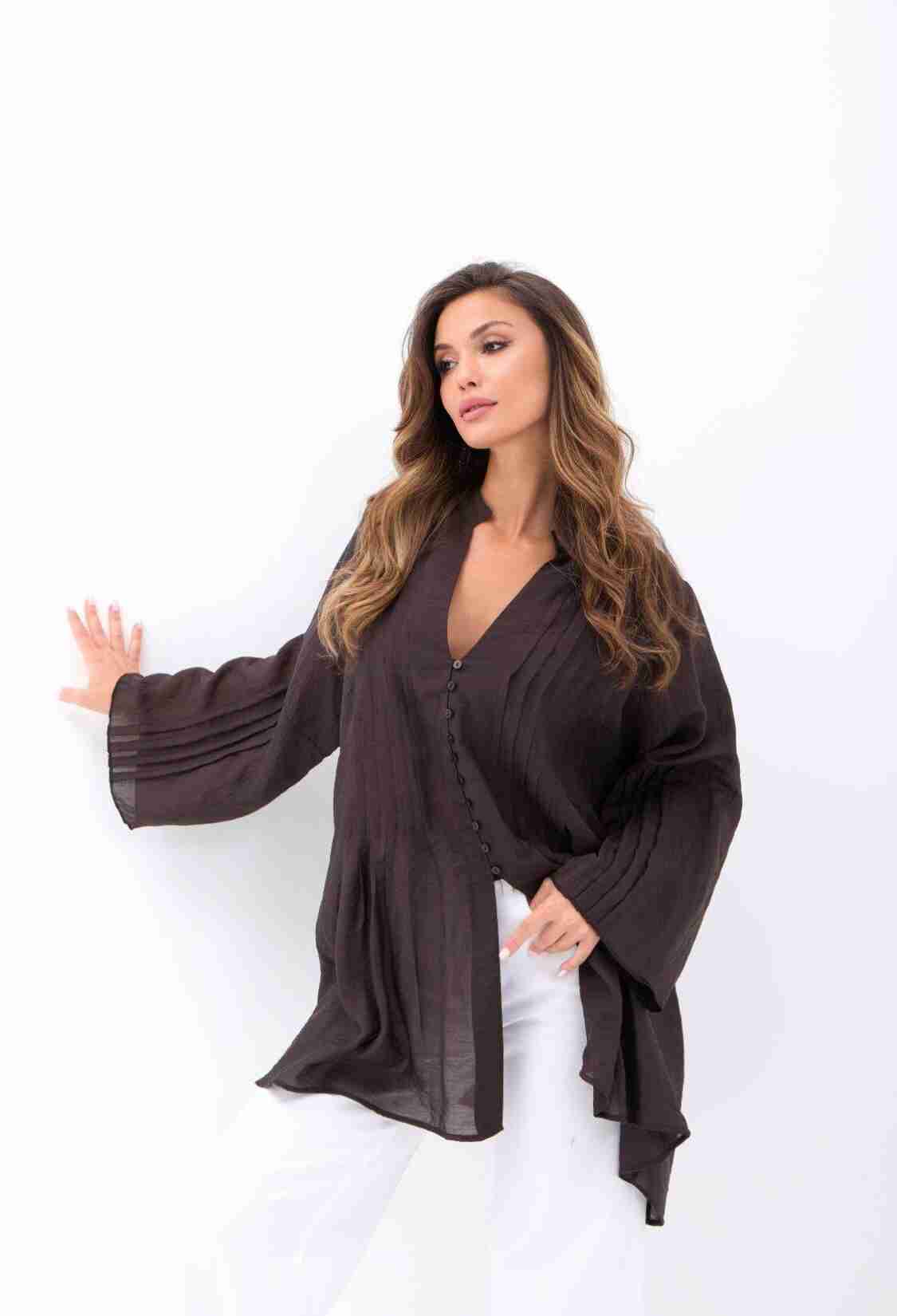 Casual Shirt With V-Neck And Buttoned Closure - Brand: Fame - Women & Kids, Baby Clothes Wholesale - TheBS Women