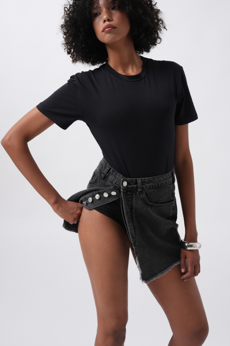 Fitted Casual Streetwear Bodysuit - Producer: Black Fashion - Wholesale Women Clothes - TheBS Women