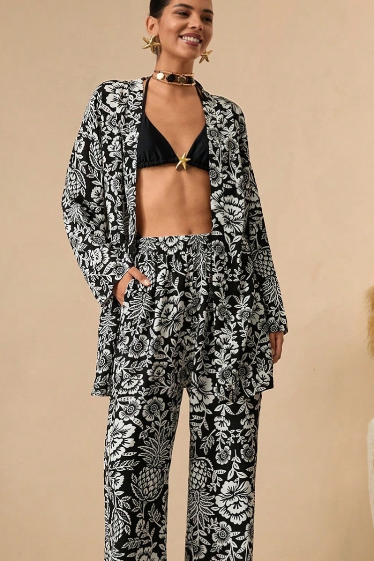 Black Kimono With Floral Pattern And Halter Neck - Producer: My Jest Fashion - Wholesale Women Clothes - TheBS Women