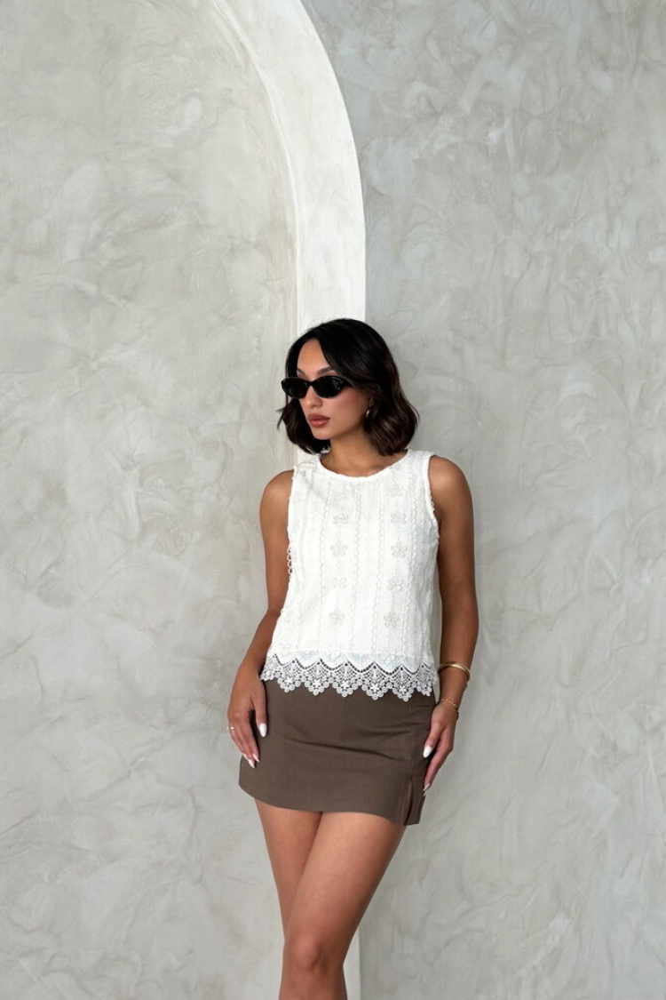 White Sleeveless Casual Blouse - Producer: Topshow - Wholesale Women Clothes - TheBS Women