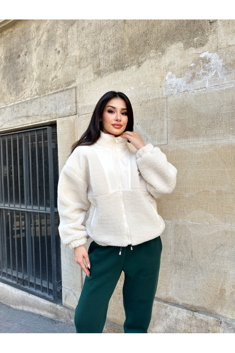 White Teddy Jacket With High Collar And Oversized Fit - Brand: My Jest Fashion - Women & Kids, Baby Clothes Wholesale - TheBS Women
