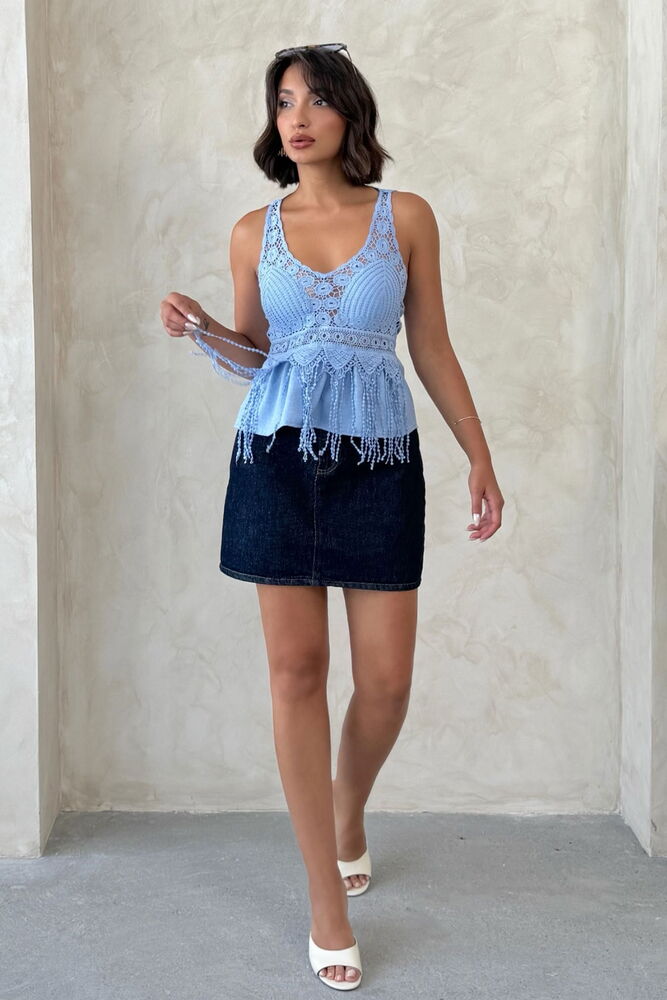 Sleeveless V-Neck Slim Fit Blouse - Producer: Topshow - Wholesale Women Clothes - TheBS Women