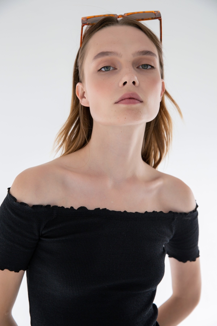 Knitted Carmen Collar Crop Blouse - Brand: la & vetta - Women & Kids, Baby Clothes Wholesale - TheBS Women